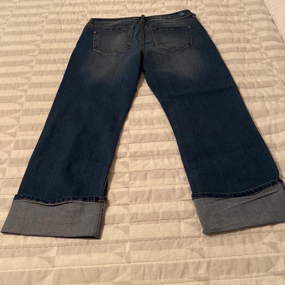 Jeans - Picture 2 of 4